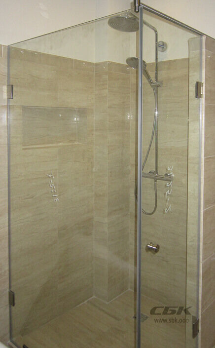 Душевая перегородка из закаленного стекла